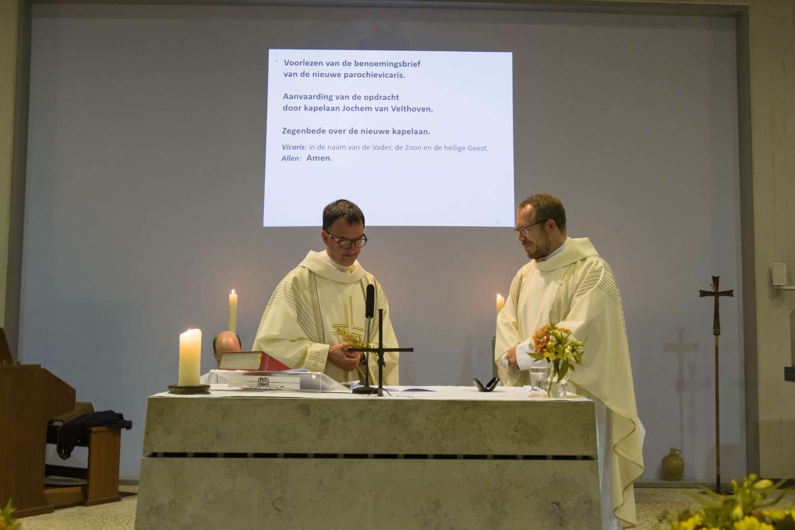 Presentatieviering kapelaan Jochem van Velthoven 18 kerk
