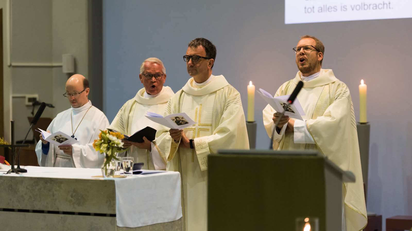 Presentatieviering kapelaan Jochem van Velthoven 3 kerk