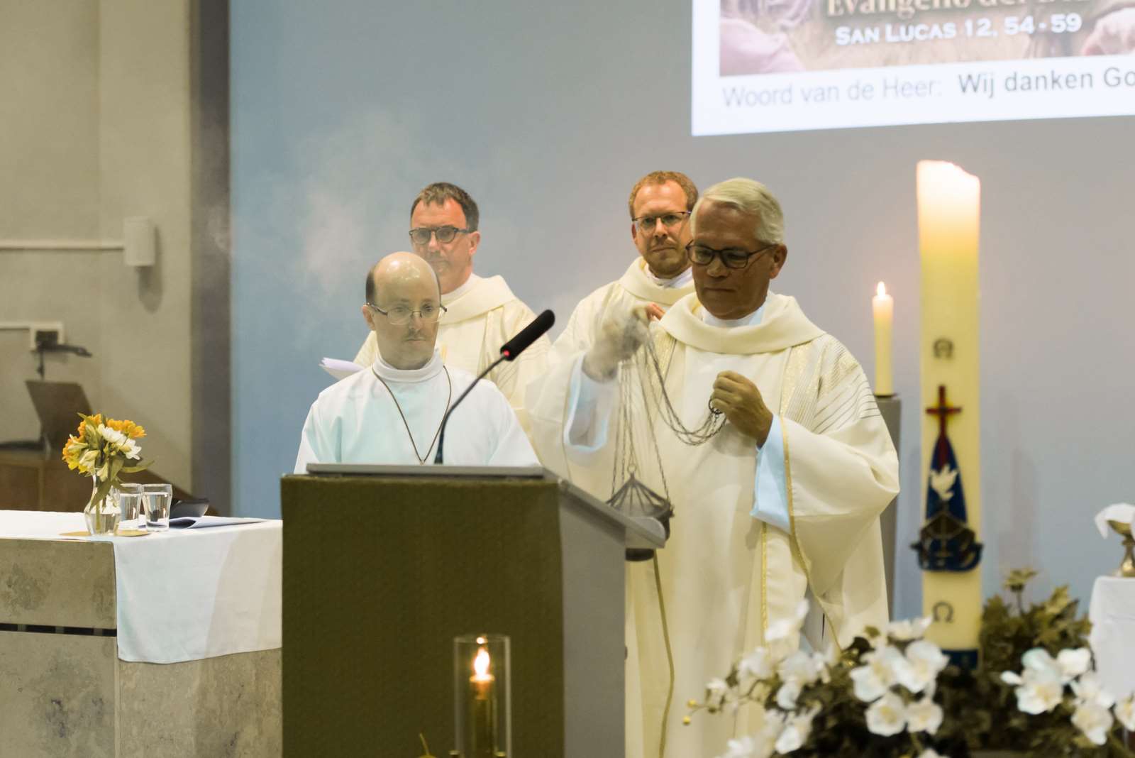 Presentatieviering kapelaan Jochem van Velthoven 6 kerk