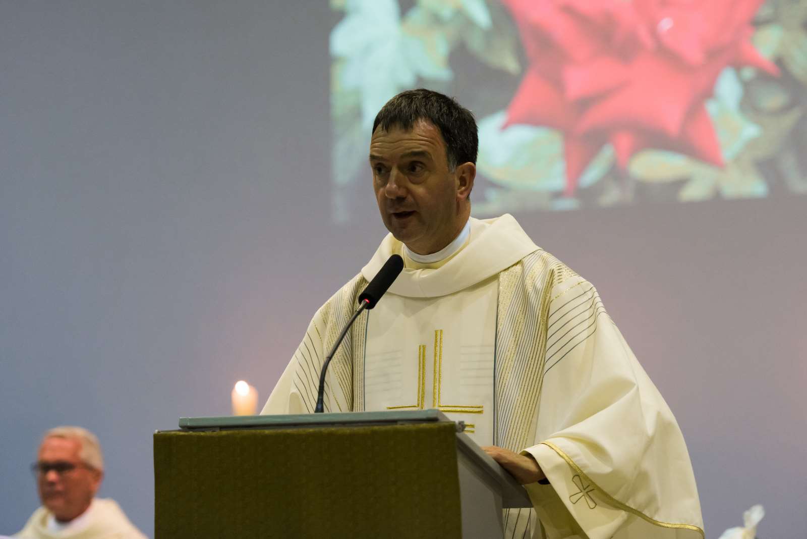 Presentatieviering kapelaan Jochem van Velthoven 8 kerk